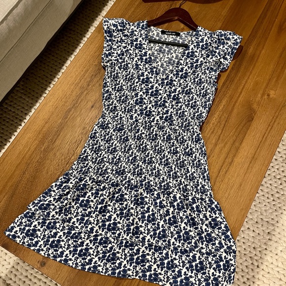 Floral Ruffles Dress - Picture 2 of 4